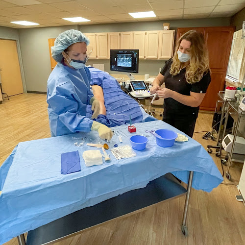 Akribis Veins & Vitality: Amanda Cooper, MD