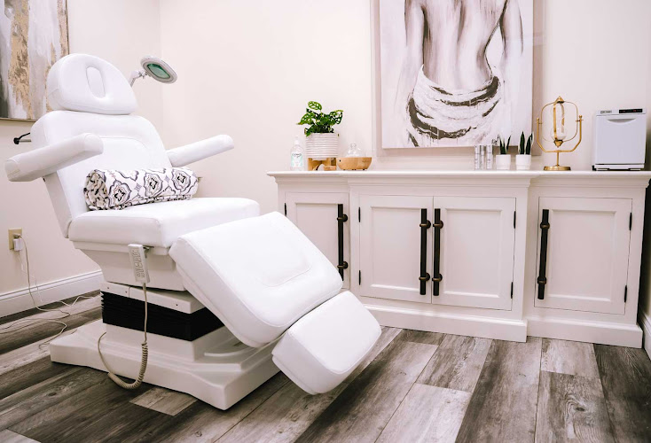 CaptivatingU Med Spa | Botox Specialist | Lip Filler Specialist | Hormone Therapy Medical Spa