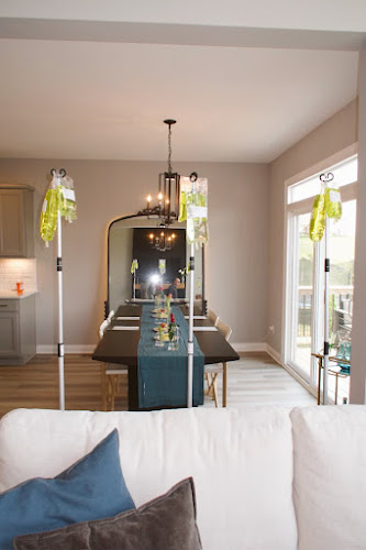 Live Well Lounge